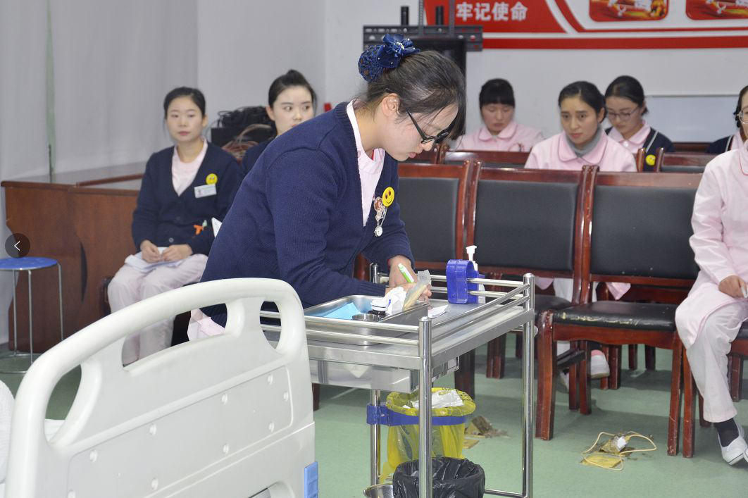 西安中际中西医结合脑病医院——护士技能竞赛展风采 岗位训练优服务